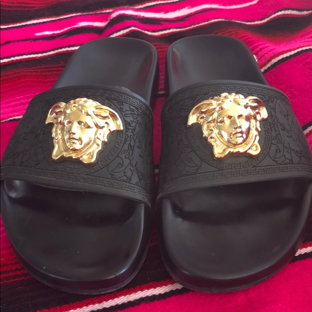 Versace Palazzo Medusa Slides SO CUTE ON